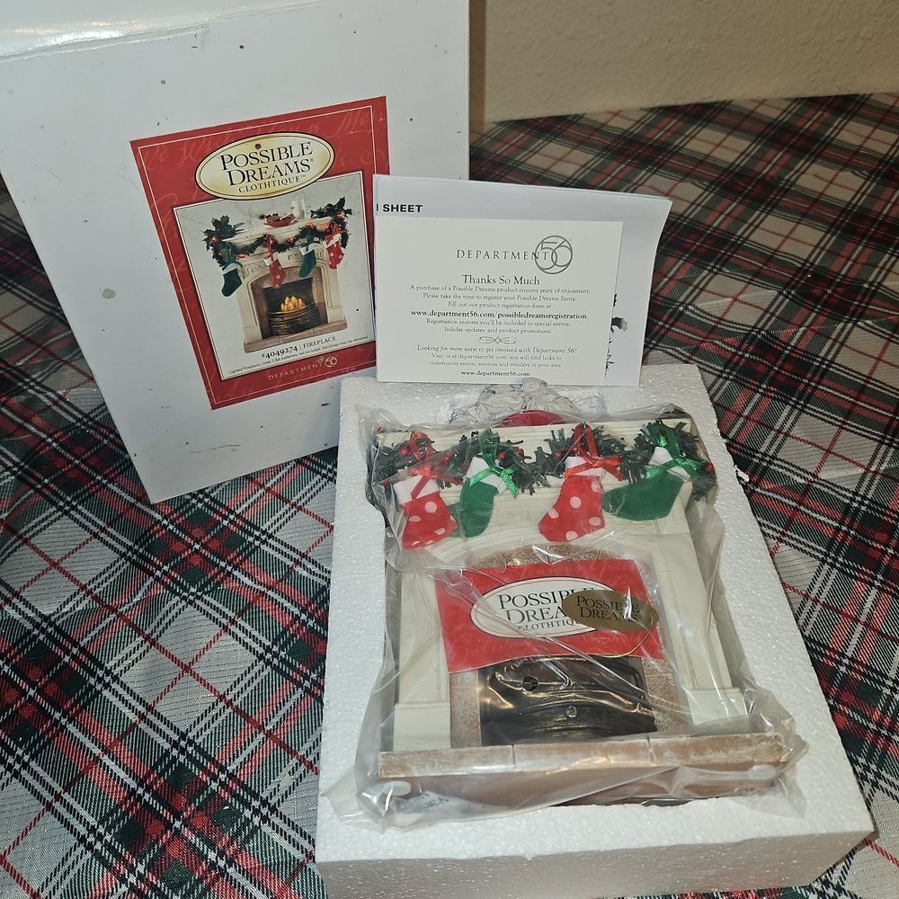 Department 56 Cozy "Fireplace" Possible Dreams Clothtique Lighted Table Decor - Picture 11 of 11